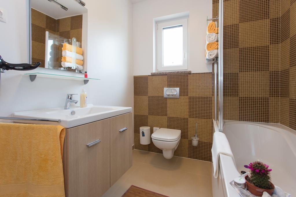 Apartment Soni A4 Krk Town Dış mekan fotoğraf